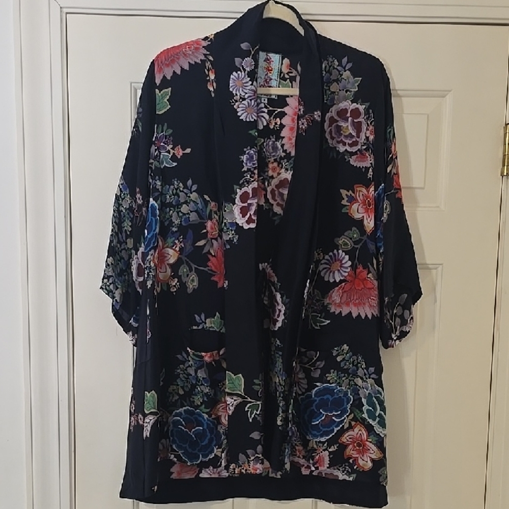 Johnny Was Beautiful Kimono Navy with Floral size Small